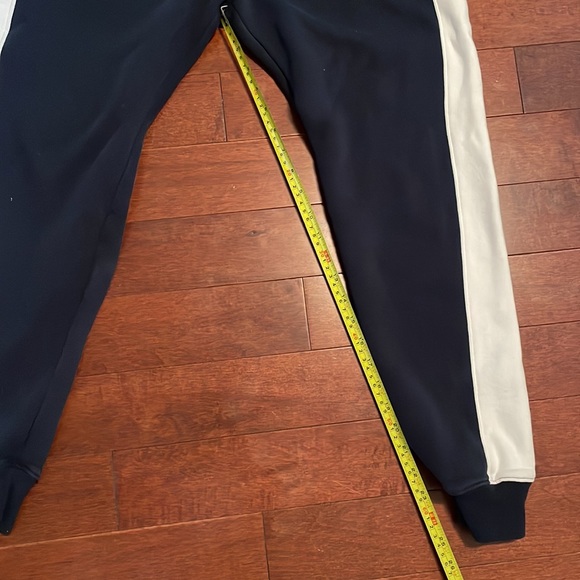 Hollister joggers 2 front pockets 1 back pocket Sz M - Picture 11 of 11